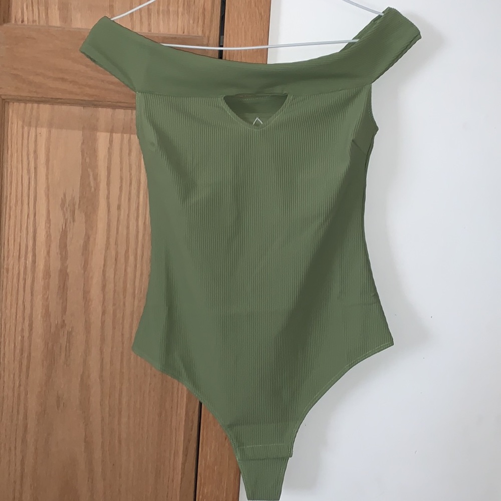 NWT Cupshe Green Bodysuit/swimsuit